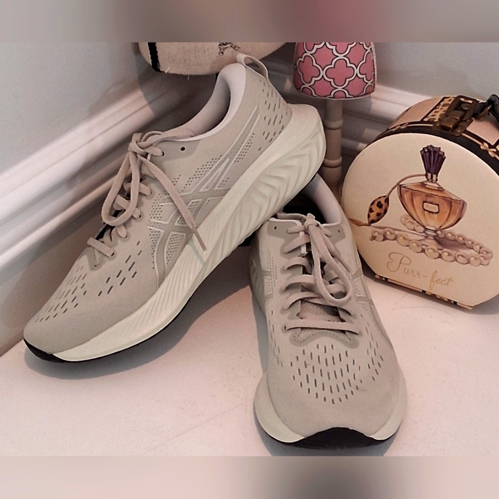 Asics Ortholite Light Grey Lace Up Men's Sneakers Sz 9M NWOB